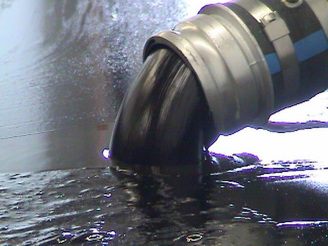 Bitumen Pumping Image